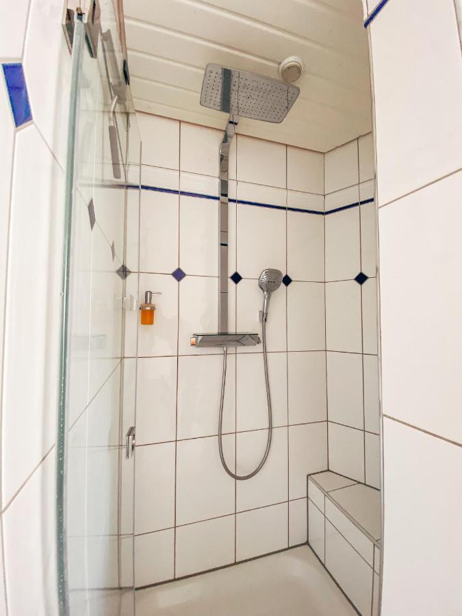 Rheinloft 3 - Grosse Giebelwohnung Mit Dachterrassen An Der Rheinpromenade 엠메리흐 외부 사진