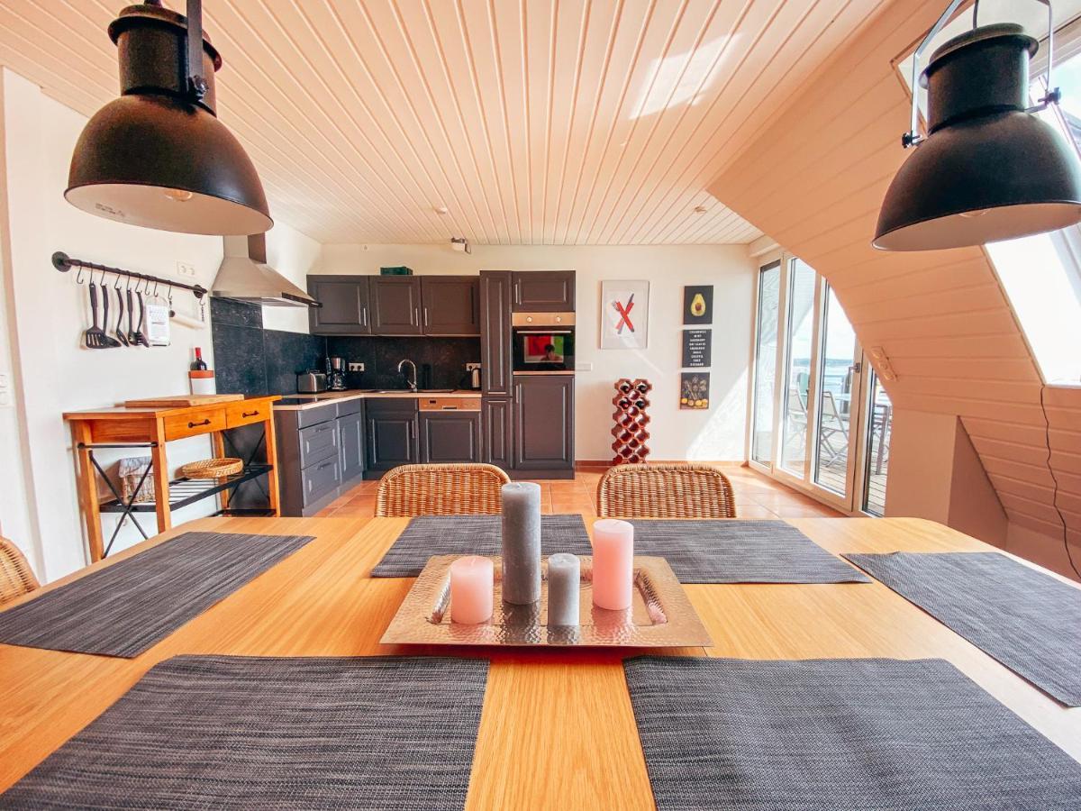 Rheinloft 3 - Grosse Giebelwohnung Mit Dachterrassen An Der Rheinpromenade 엠메리흐 외부 사진